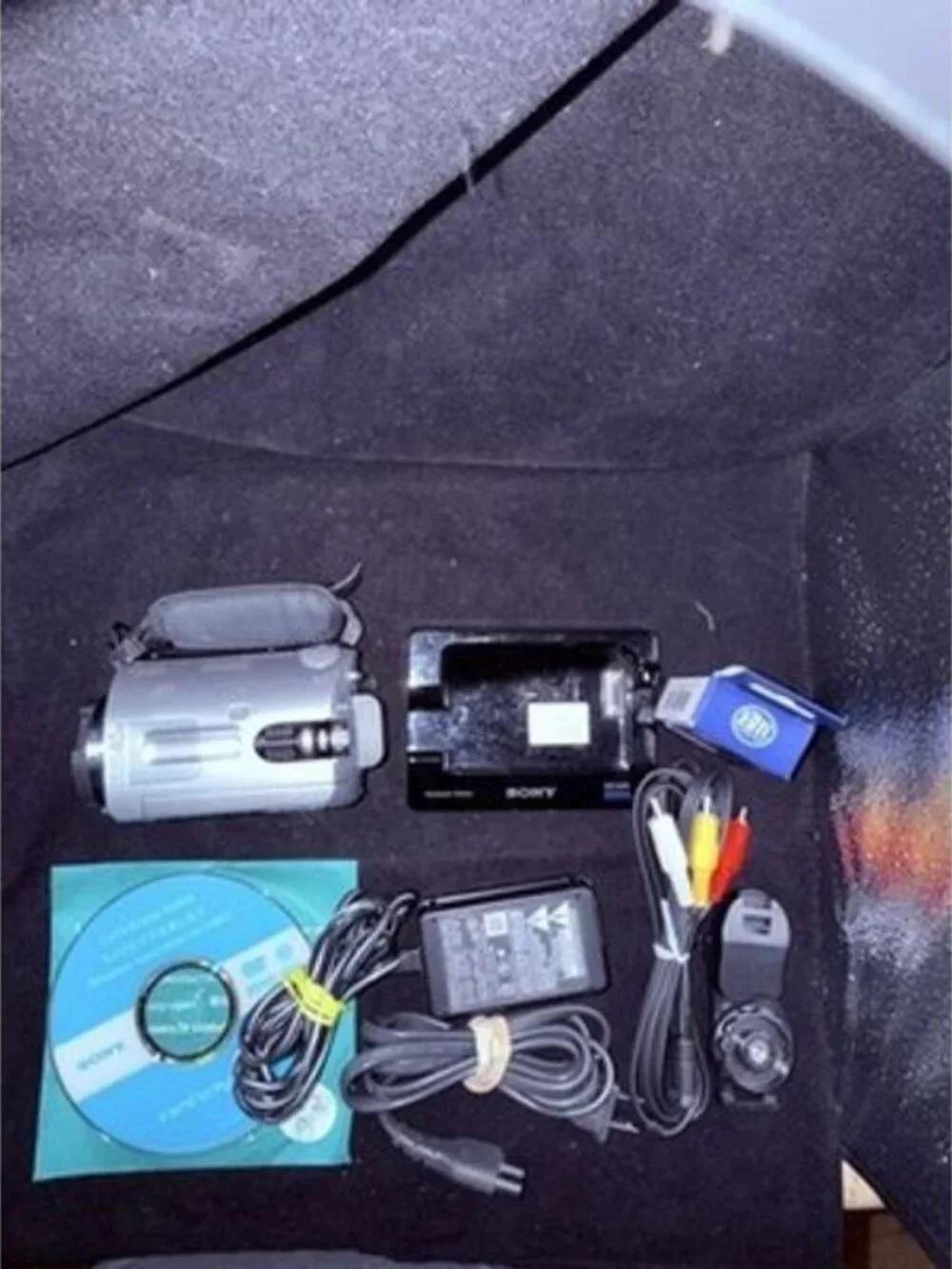 Sony Handycam DCR-SR42 HDD Camcorder Bundle Y2K NightShot 40x Zoom TESTED